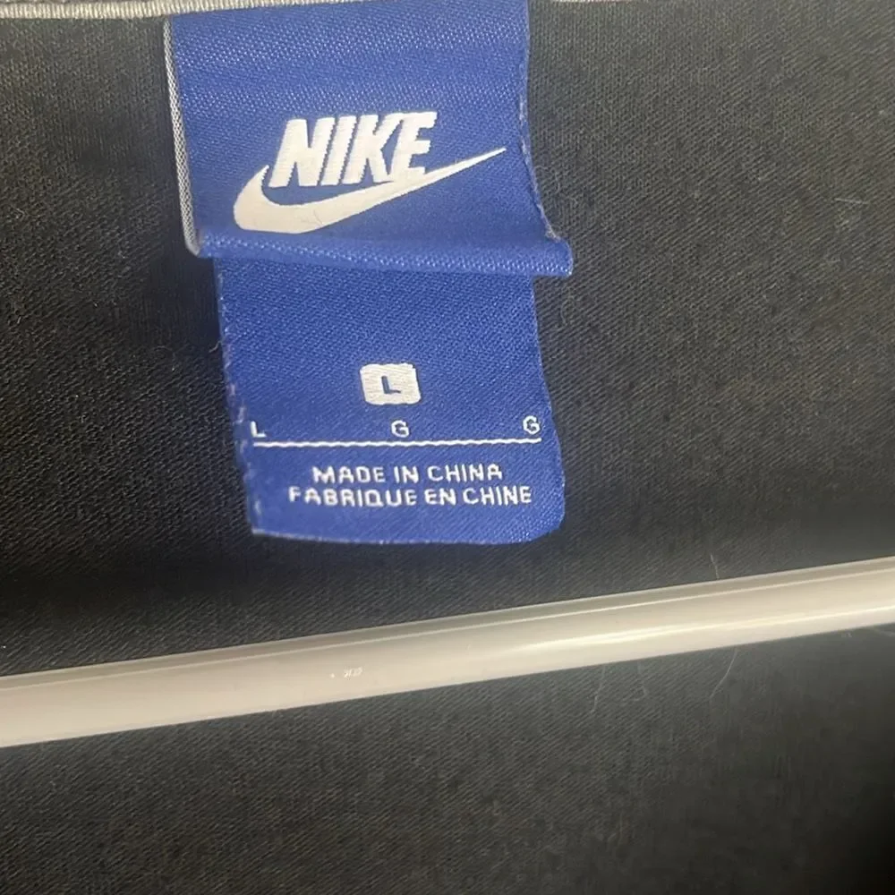 Nike Women’s long sleeve Large / B24 - Picture 2 of 2